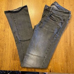 Faded black AE Skinny kick jeans